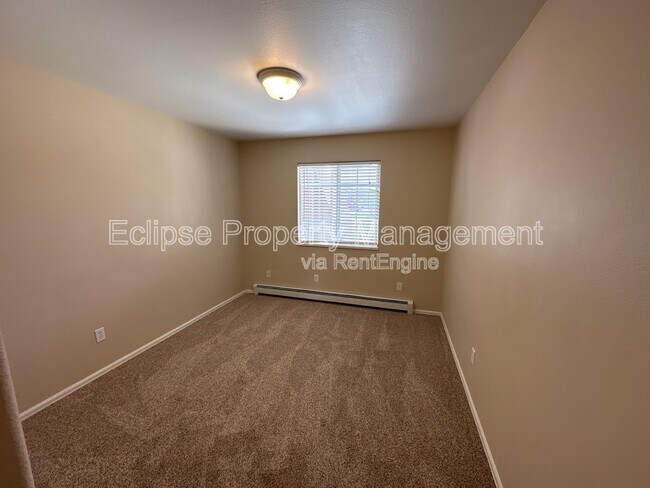 Building Photo - 488 Coronado Ct
