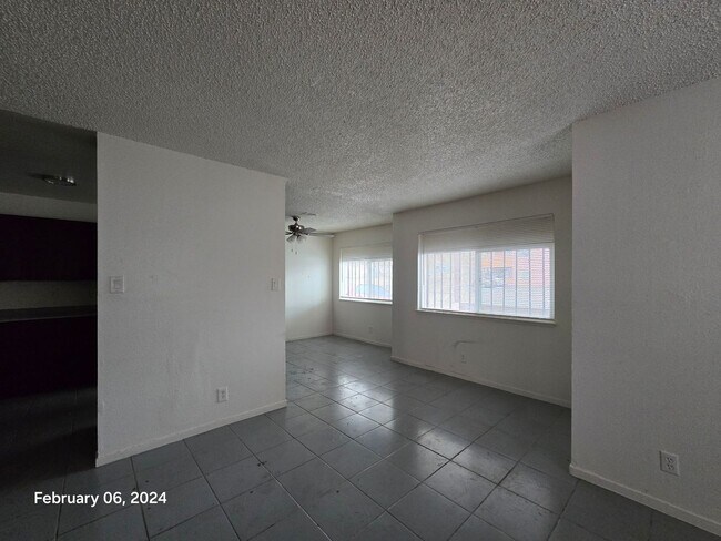 Building Photo - 6940 Hopkins Dr