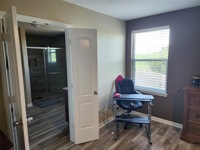 Building Photo - 1843 Garnet Breeze Dr