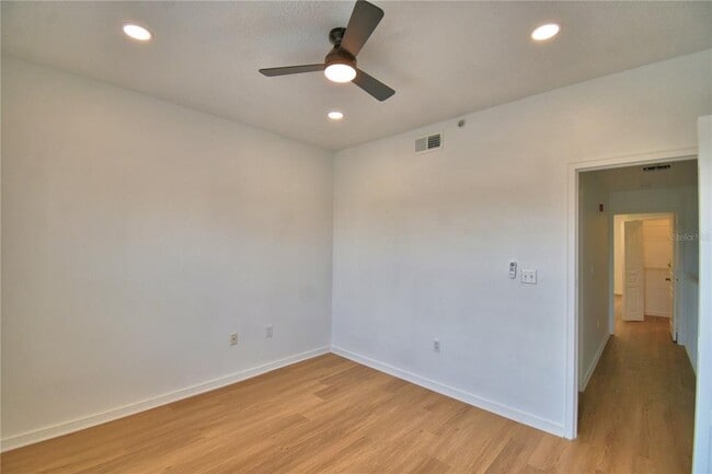 Building Photo - 660 Celebration Ave