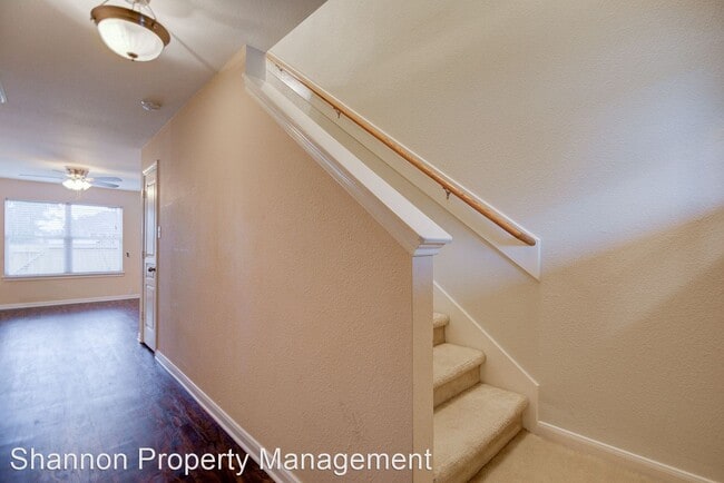 Building Photo - 3 br, 2.5 bath House - 1637 Grable Cove Lane