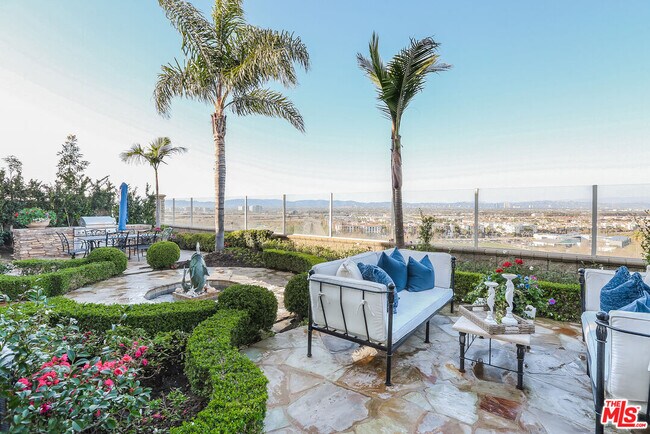Building Photo - 7391 W Coastal View Dr