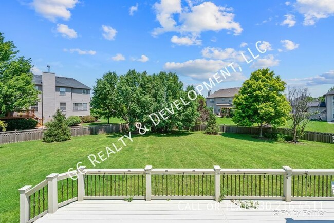 Building Photo - ***POOL & CLUBHOUSE COMMUNITY / PLAINFIELD...