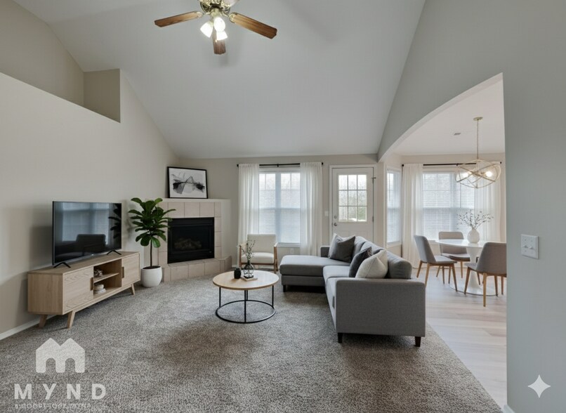 Building Photo - 1102 W Snider St