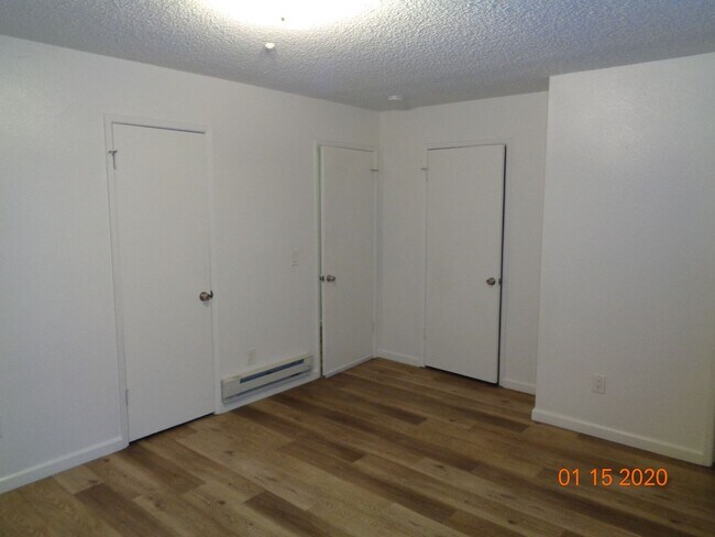 Building Photo - 7101 Avenida Cala