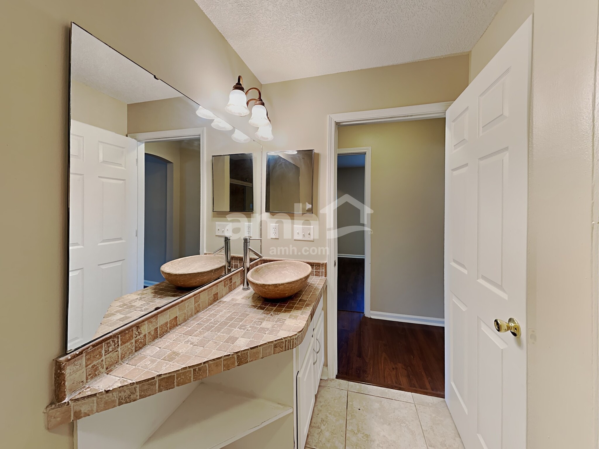 Building Photo - 4316 Hanging Moss Dr