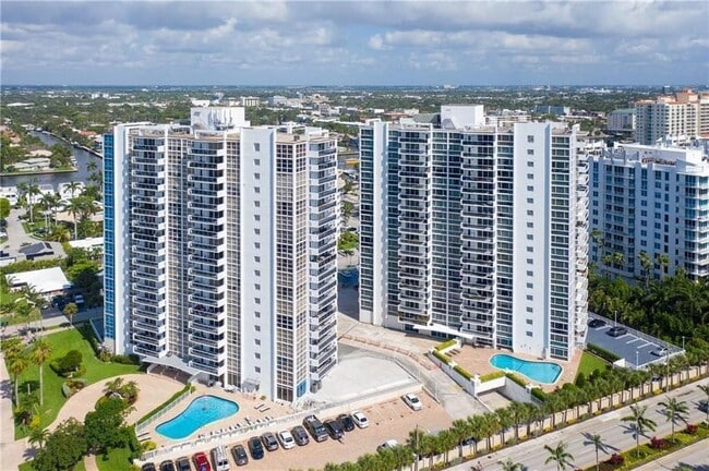 Building Photo - 2701 N Ocean Blvd