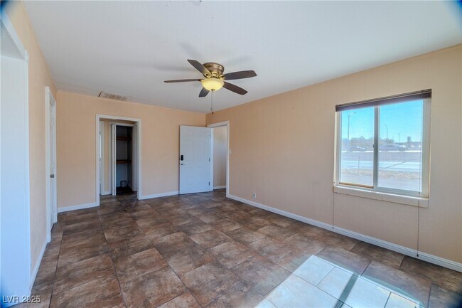 Building Photo - 100 N Ocotillo St