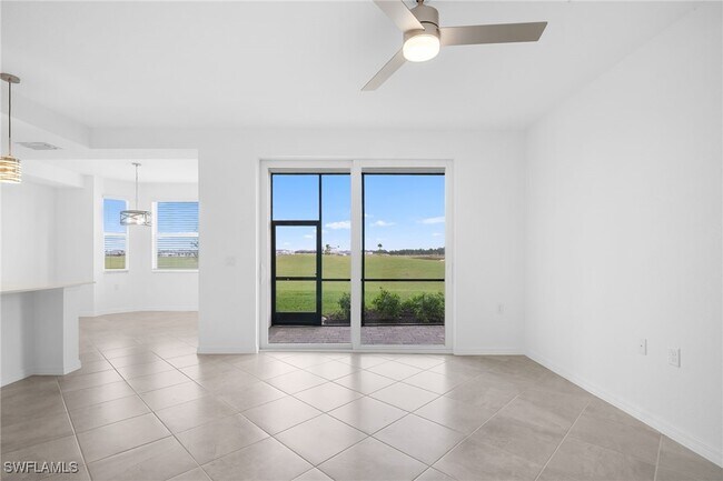 Building Photo - 15345 Grn Acrs Ave