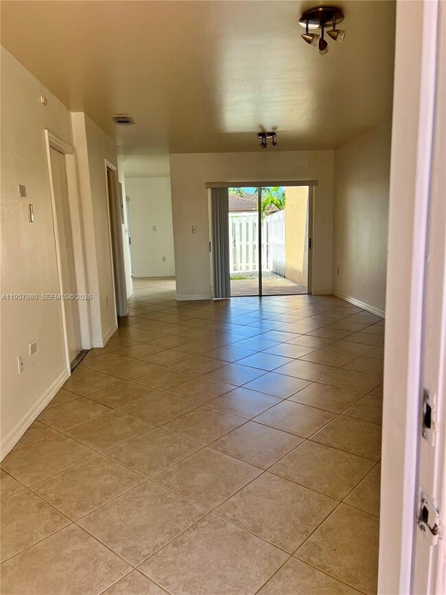 Building Photo - 3810 SW 153rd Pl