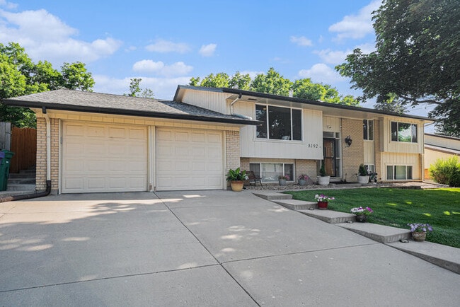 Building Photo - 8192 E Oxford Dr