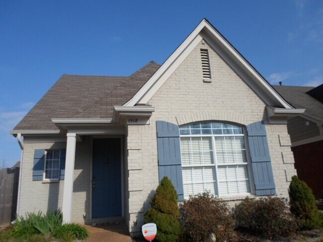 Primary Photo - 1518 Lawson Dr