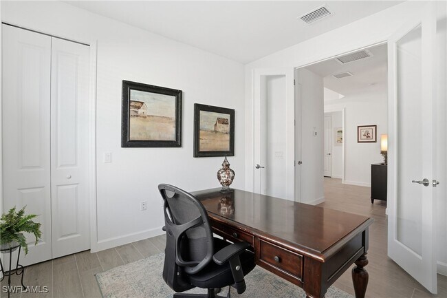 Building Photo - 44481 Mesquite Ln