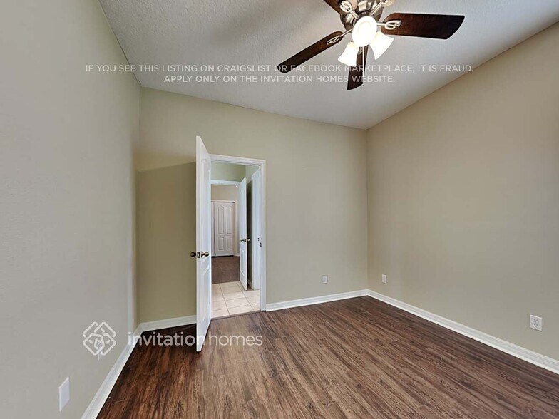 Building Photo - 12911 Cattail Shore Ln