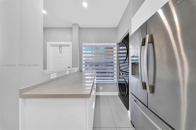 Building Photo - 358 SW 122nd Ave