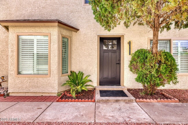 Building Photo - 4760 W Wahalla Ln