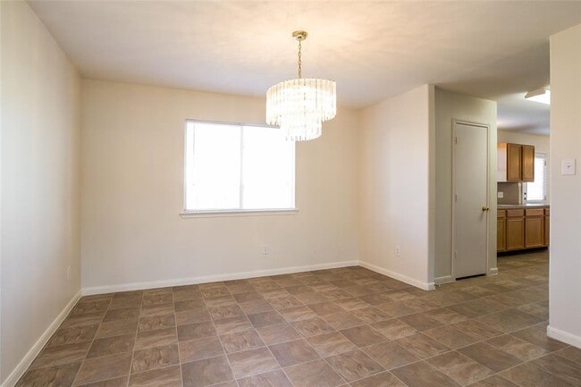 Building Photo - 12203 Scarlet River Dr