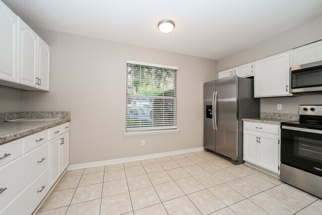 Building Photo - 4782 Cinnamon Fern Dr