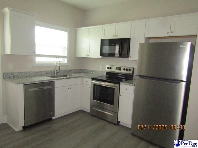 Building Photo - 2887a Jubilee Dr