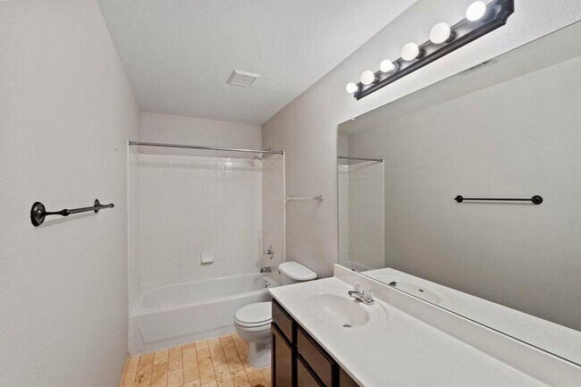 Building Photo - 1809 Ruthie Run