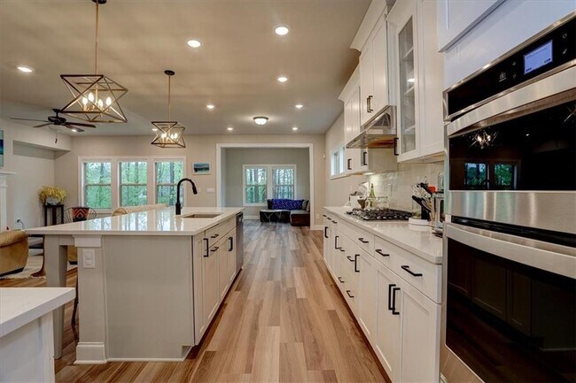 Building Photo - 4167 Bethany Manor Dr