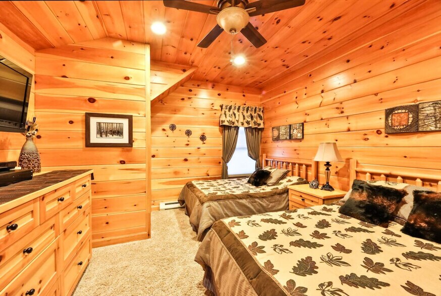 Building Photo - 129 Wildberry Dr