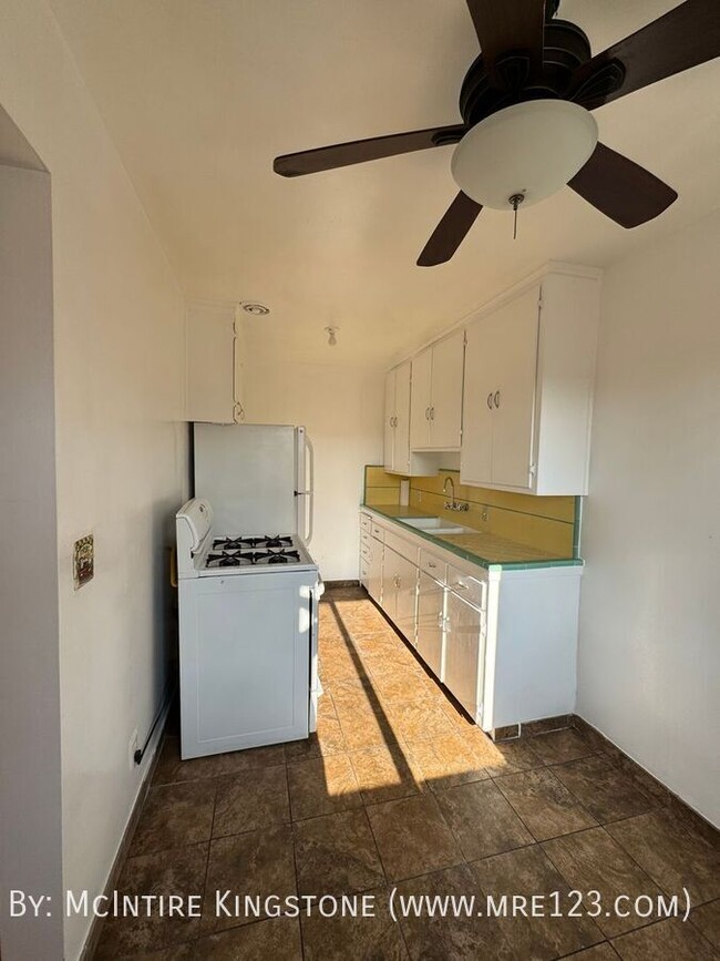 Building Photo - Beautifully Remodeled 1BD 1BA Unit in Hype...