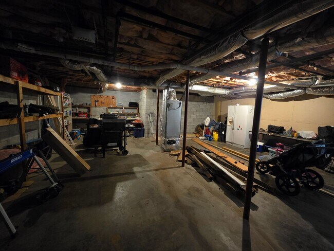 Building Photo - Welcome to Your Dream Retreat!