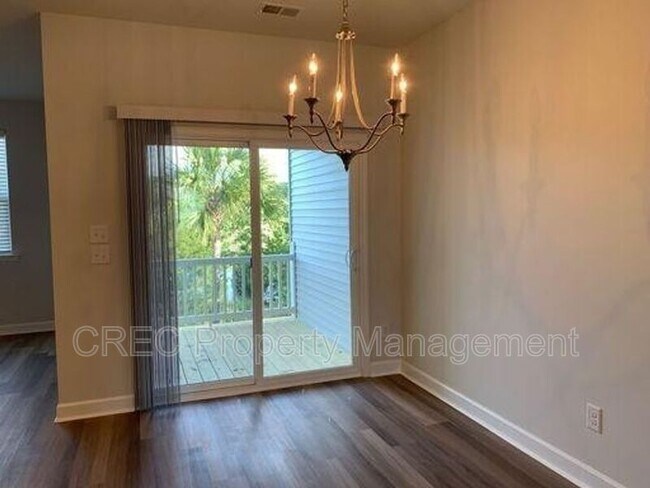 Building Photo - 603 McLernon Trce