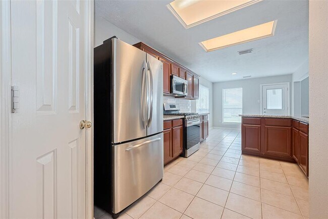 Building Photo - 5731 Afton Ridge Ln