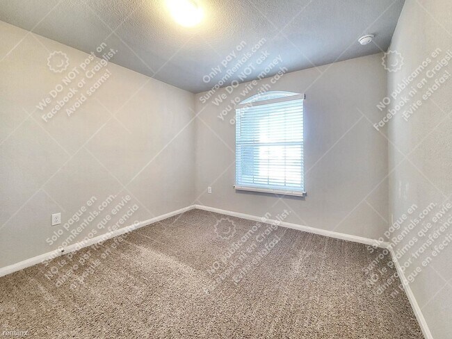 Building Photo - 4 br, 2 bath House - 210 Marimoor Dr