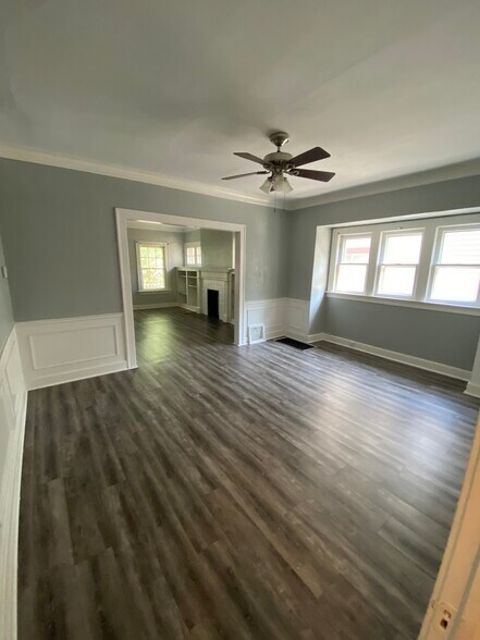 Building Photo - 4205 Overland Pky