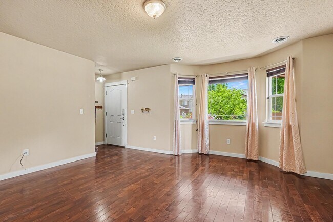 Building Photo - 18327 Buckeye Pl
