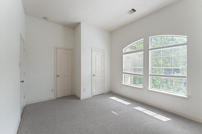 Building Photo - 361 W Tupelo Green Cir