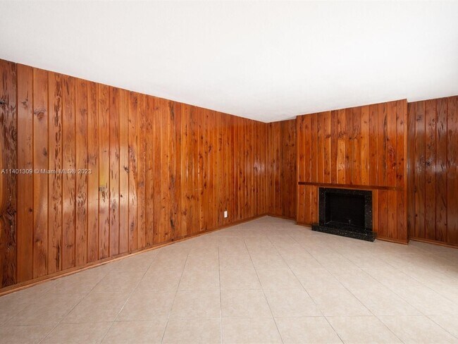 Building Photo - 231 Woodland Rd