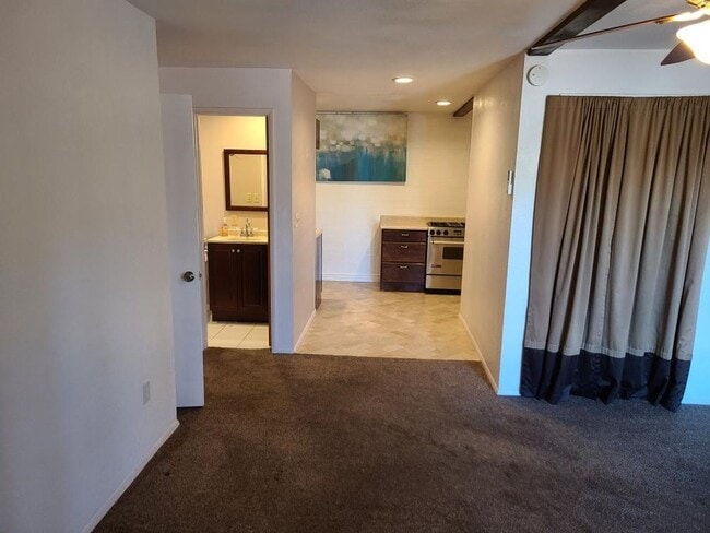 Building Photo - Cottonwood Area/ One-time leasing $1600.00 includes utilities.