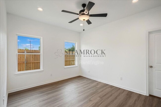 Building Photo - 117 Windmill Wy