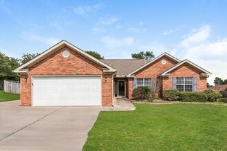 Building Photo - 5254 Silver Fox Way