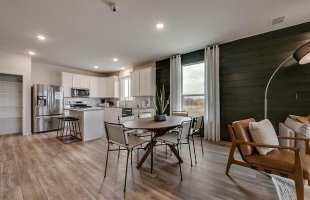 Building Photo - 700 Forestdale Ct