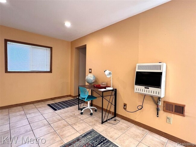 Building Photo - 26381 Osmun St