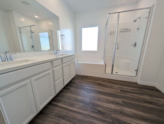 Building Photo - 2932 Moulin Hts St