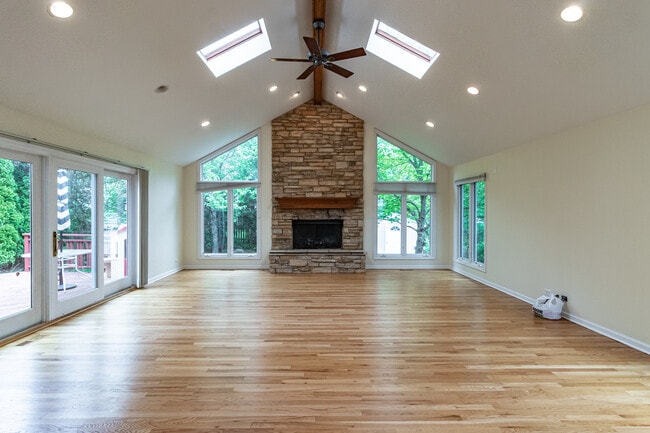 Building Photo - 7731 Milan Way