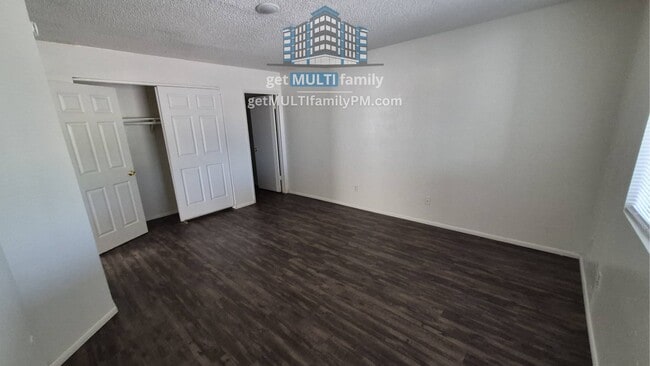 Building Photo - 334 N McQueen Rd