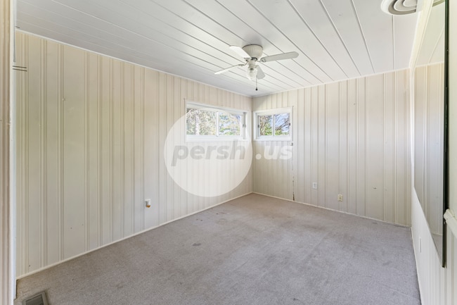 Building Photo - 4501 E Kuhn Rd