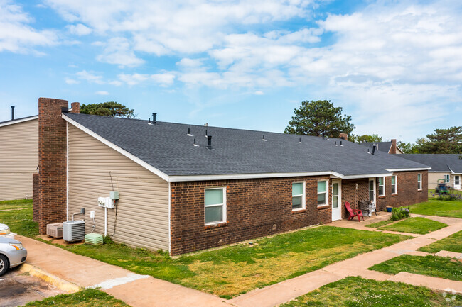 Right Angle View - Pine Manor Apartments