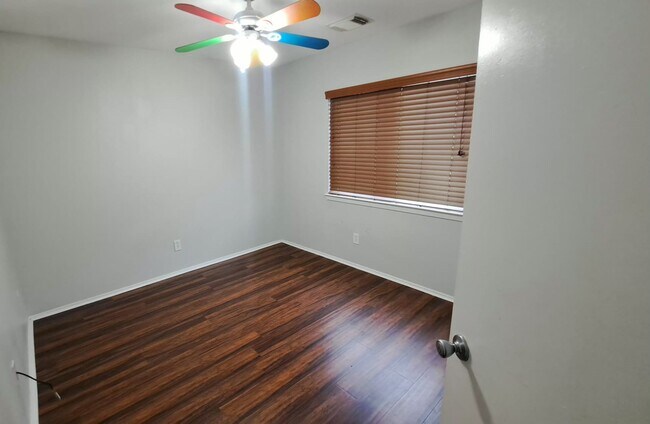 Building Photo - 955 Verde Trails Dr