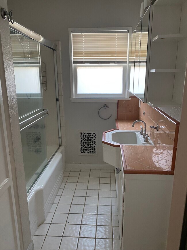 Bathroom - 5243 Wilkinson Ave