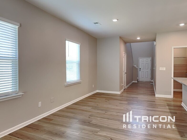 Building Photo - 1659 Hay Patch Ln