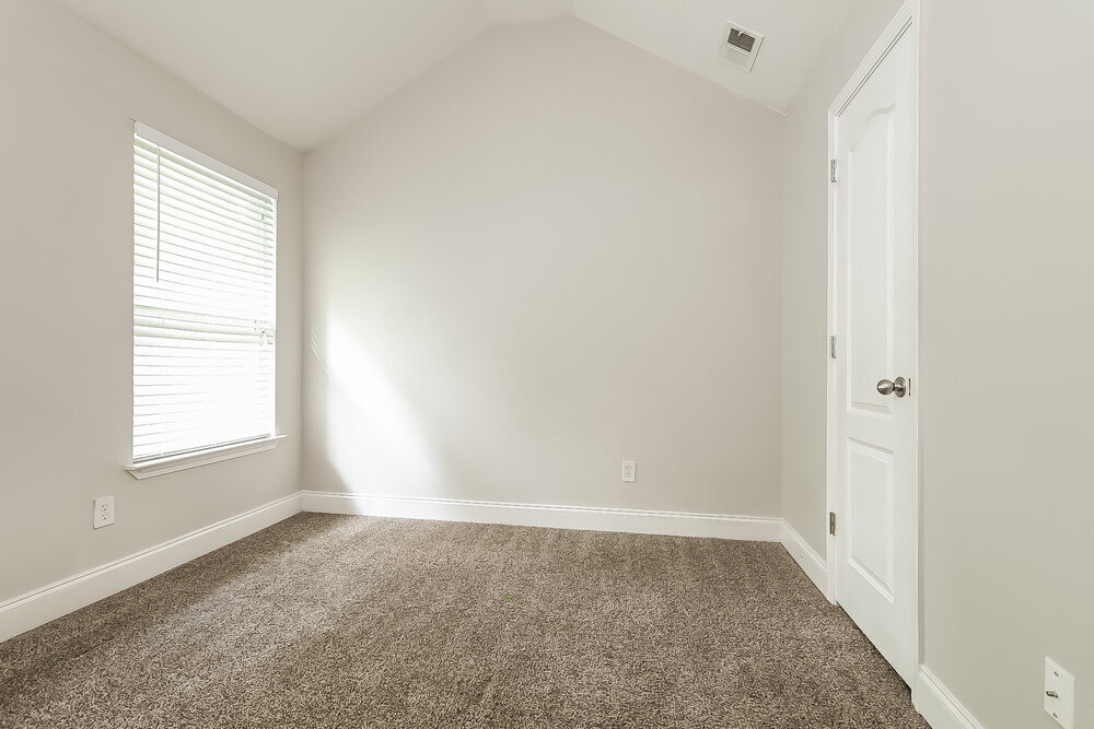 Building Photo - 1895 Logan Ridge Cir