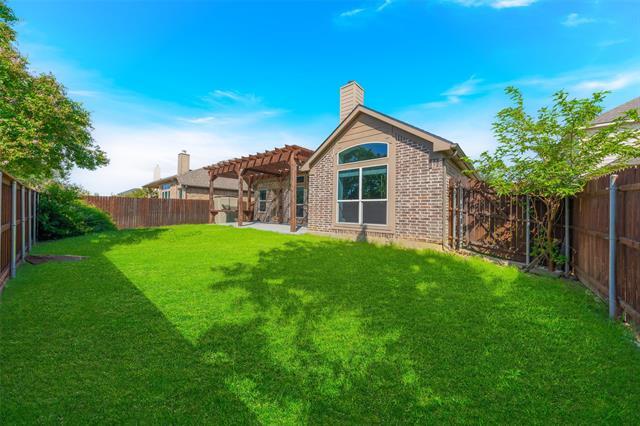 Building Photo - 2945 Mandalay Dr